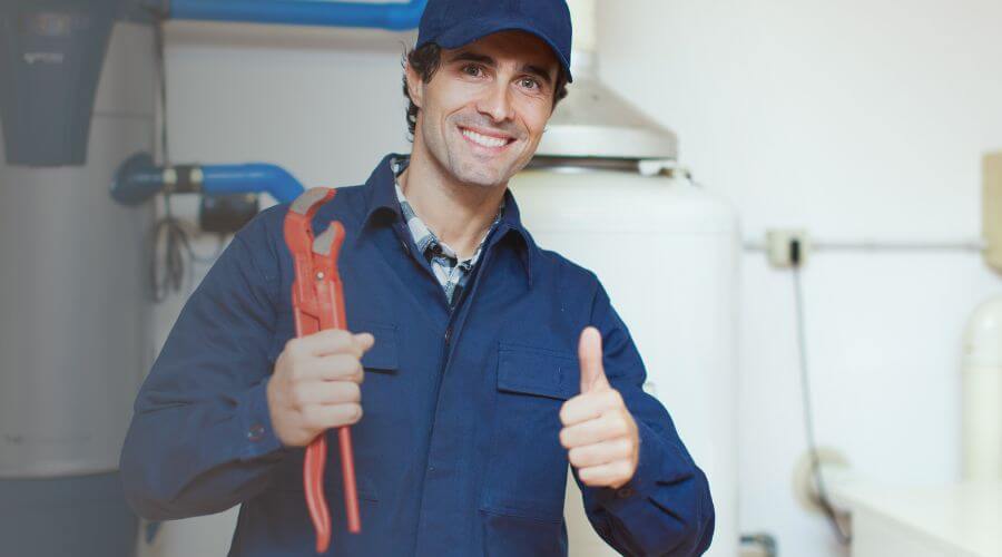 Expert burst pipe repair services in Boxholm, IA